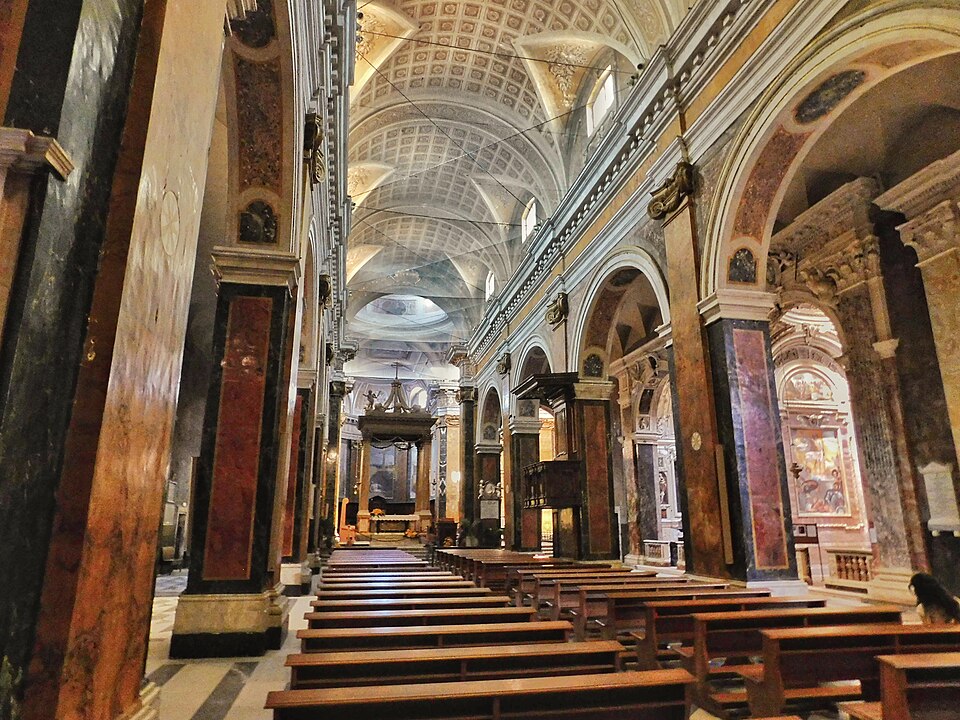Interno della Cattedrale di Santa Maria, Rieti